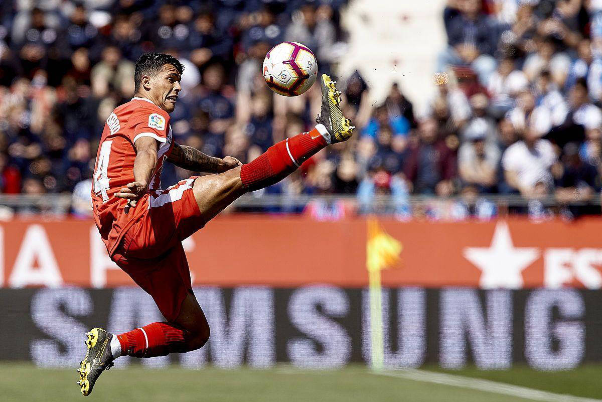 悟空体育官网-萨尔茨堡前锋连场破门,助球队夺冠在望