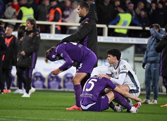 佛罗伦萨客场不敌萨索洛,遭遇连败 佛罗伦萨客场不敌萨索洛,遭遇连败