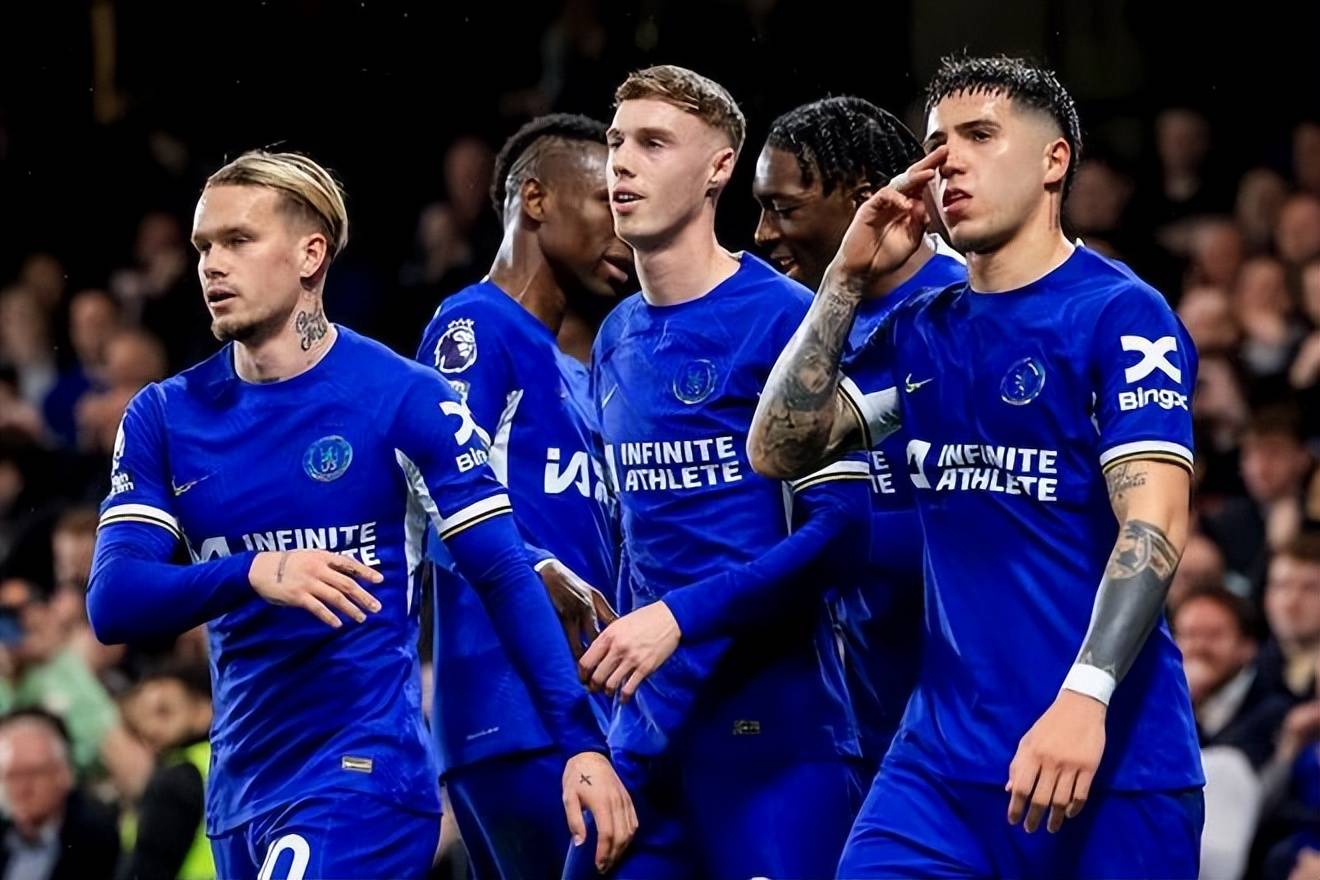 悟空体育官方网站-精彩备战:切尔西囊括对阵曼联