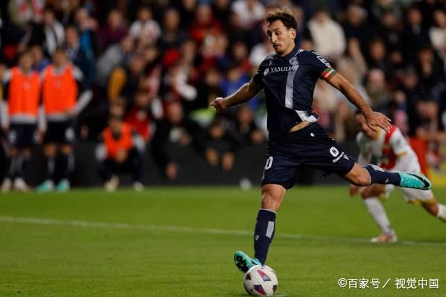 悟空体育官方网站-阿贾克斯憾负对手,荷甲争冠前景岌岌可危