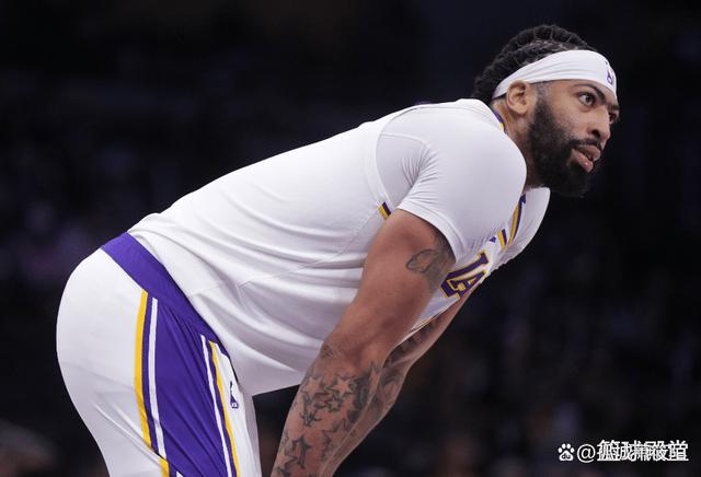 悟空体育官网-马刺遭遇连败,不敌马刺抬头