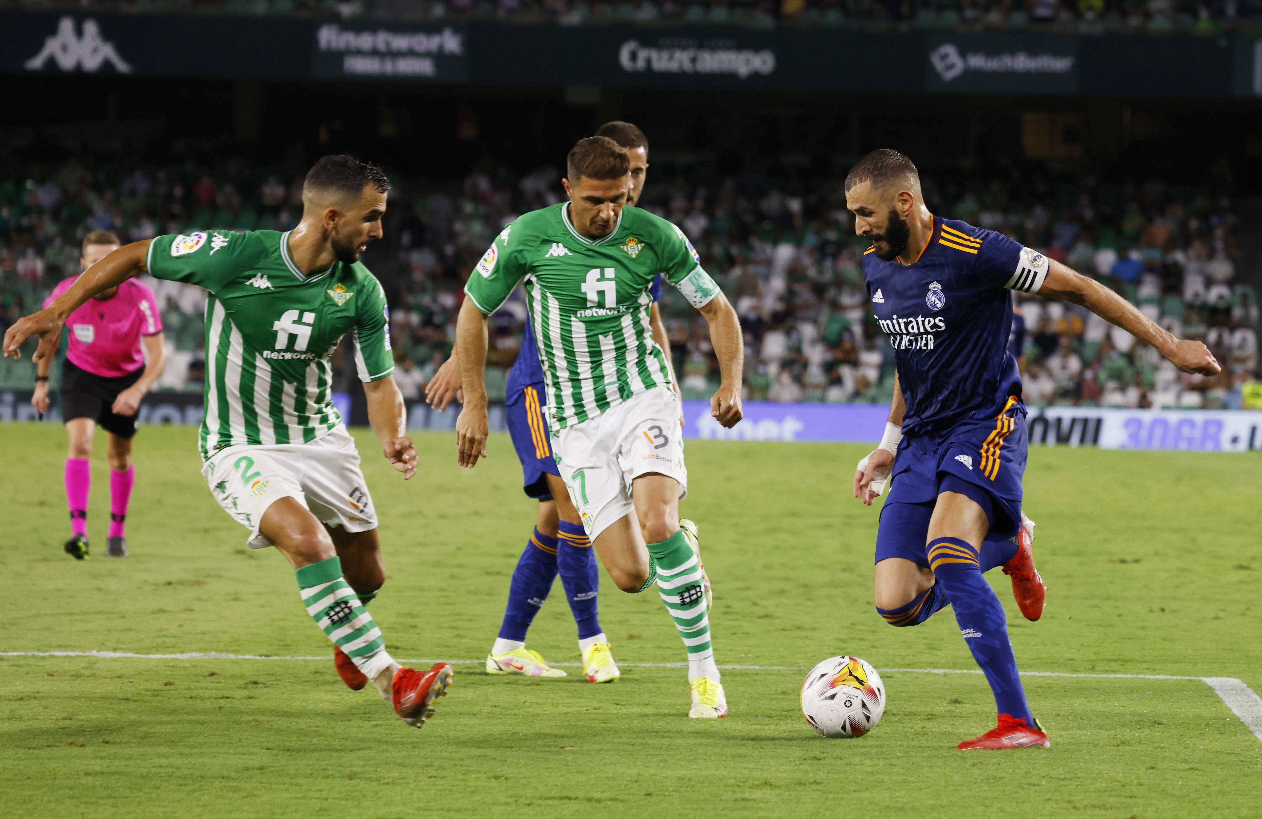 悟空体育官网-塞维利亚实力突出,球队备受关注