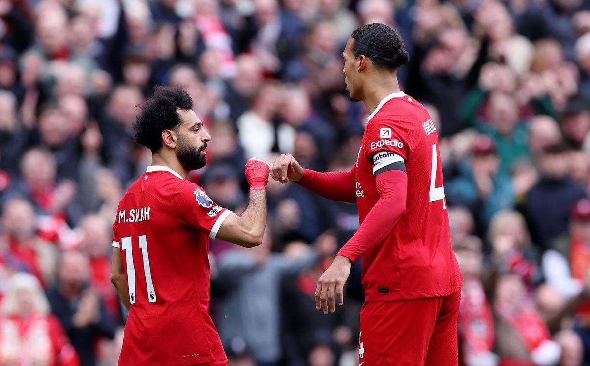 利物浦客场艰难获胜，积分榜登顶