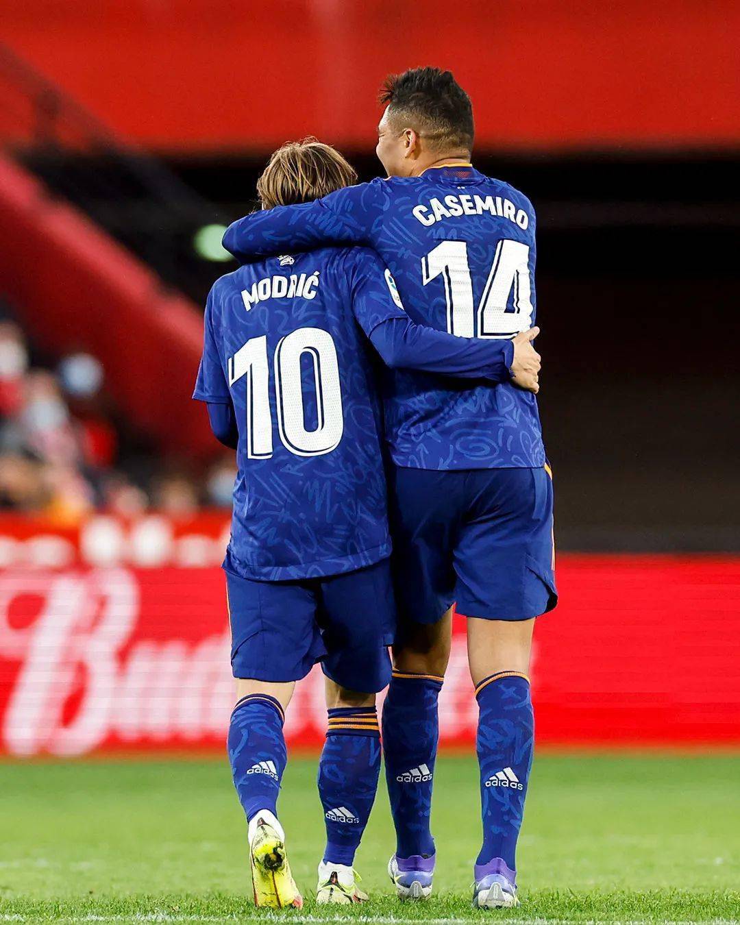 悟空体育官方网站-格拉纳达客场惨败,遭遇两连败