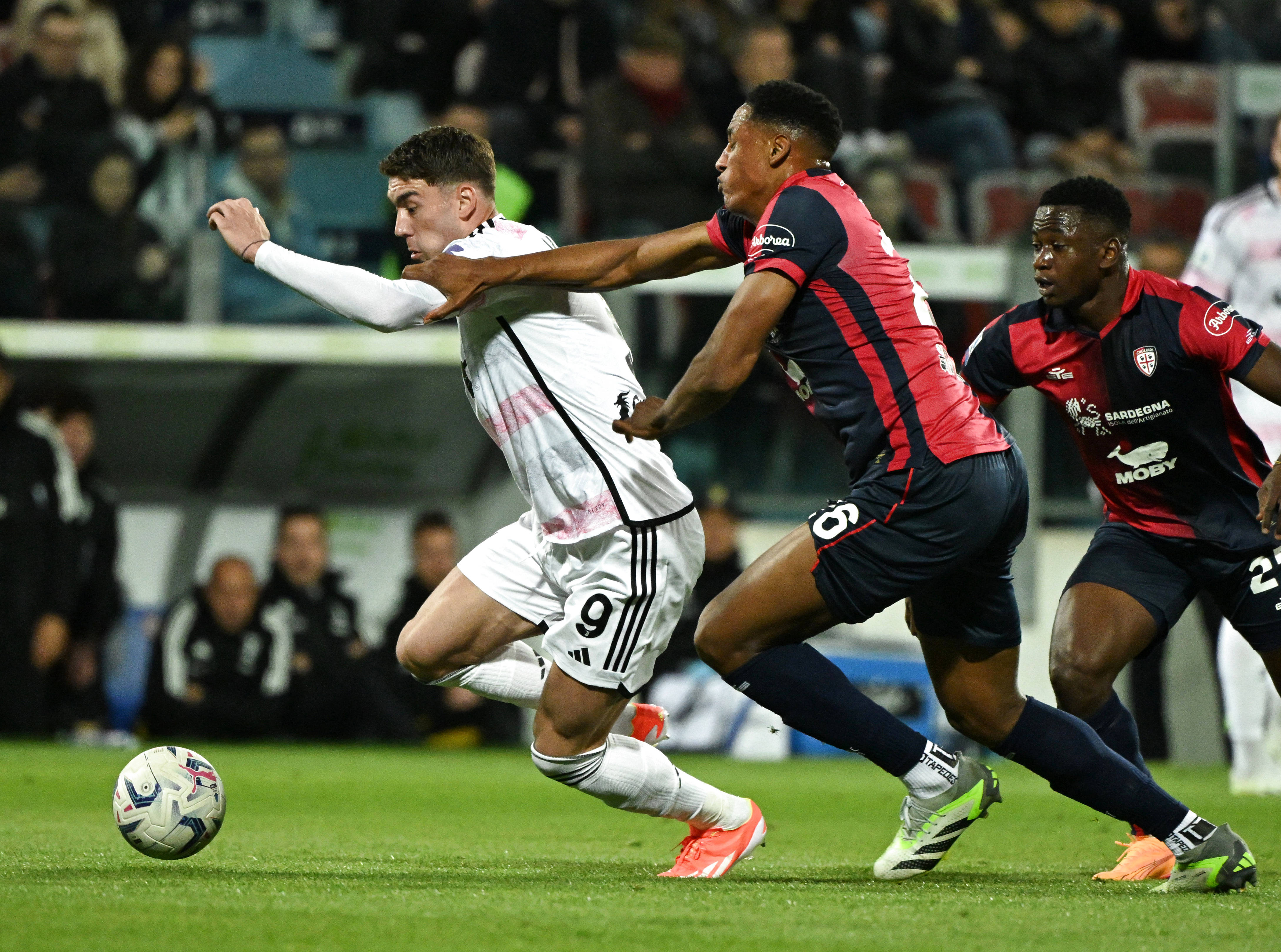 悟空体育官网-意甲劲旅争胜,冲刺赛季收官阶段