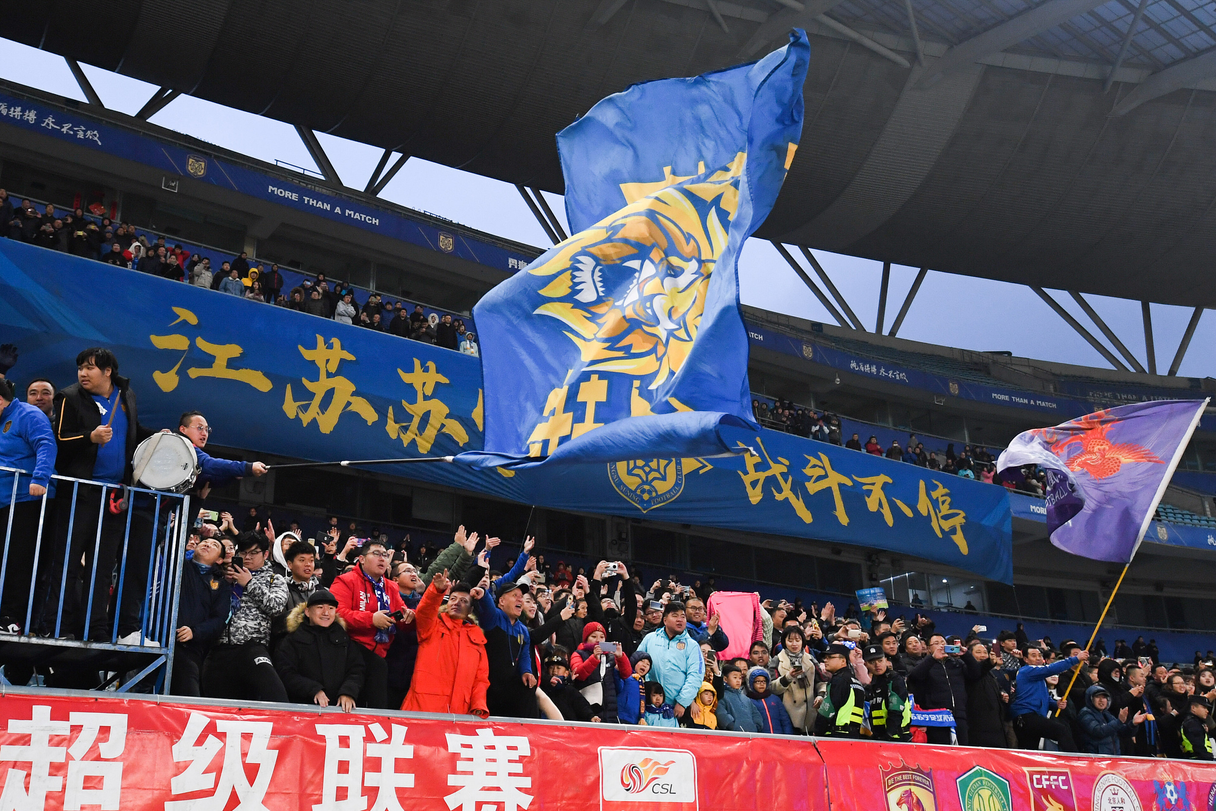 悟空体育官方网站-江苏苏宁老将重回首发,带领球队打破低谷