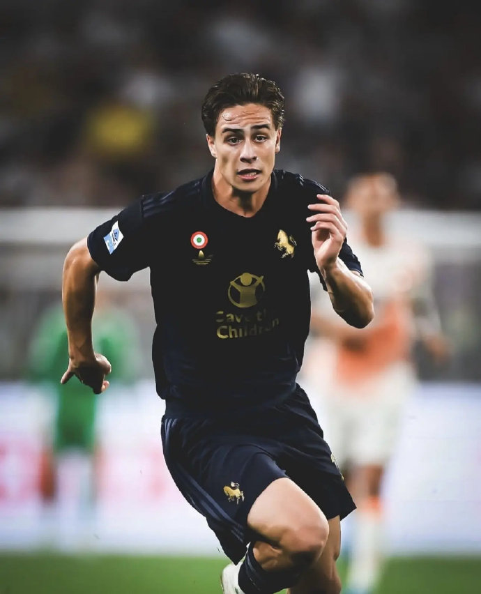 悟空体育官网-尤文图斯连胜罗马:稳坐榜首