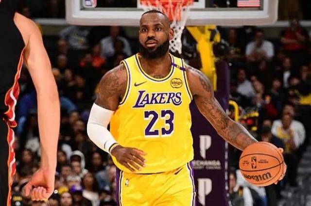 悟空体育官网-热火胜出总决赛关键战,湖人陷入危机