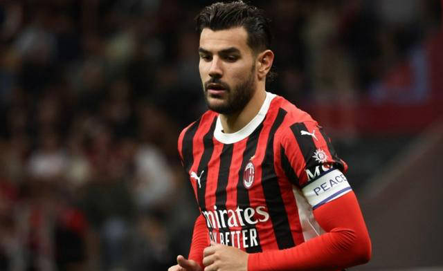 悟空体育官网-AC米兰主帅遭遇批评,球队士气或受影响