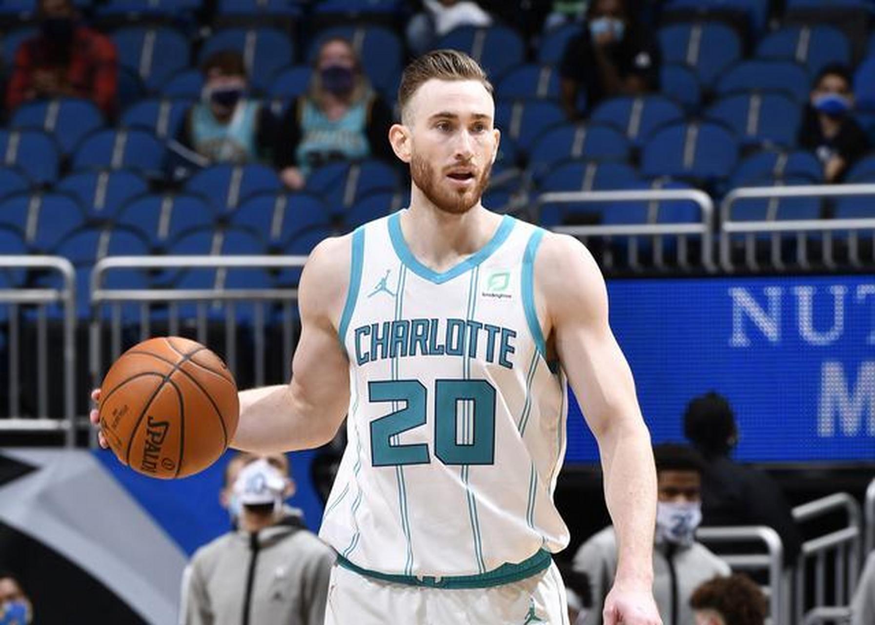 黄蜂队惨败篮网,海沃德生涯最差发挥 黄蜂队惨败篮网,海沃德生涯最差发挥