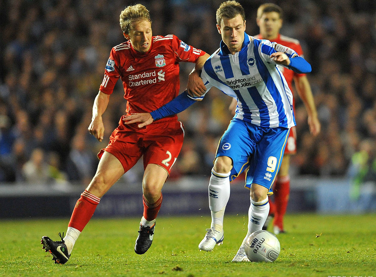 悟空体育-伯恩利主场逆袭水晶宫,反败为胜