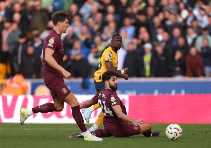 不莱梅狼队主场失利,遭遇两连败 不莱梅狼队主场失利,遭遇两连败