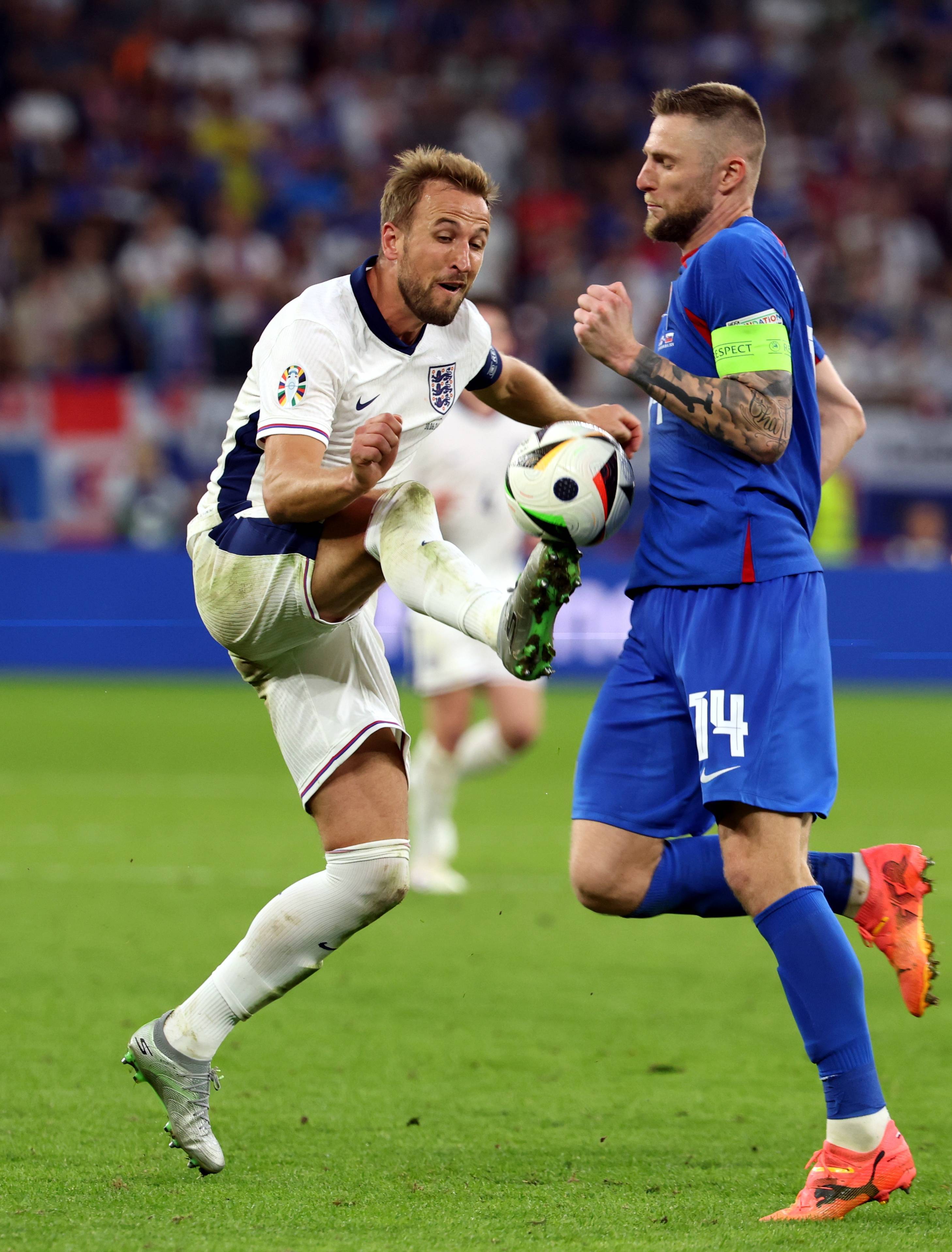 日本国家队在欧锦赛资格赛中取得胜利,轻松晋级 日本国家队在欧锦赛资格赛中取得胜利,轻松晋级