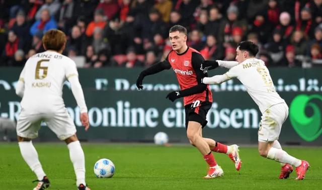 勒沃库森客场战胜对手,继续德甲争冠霸主之路 勒沃库森客场战胜对手,继续德甲争冠霸主之路