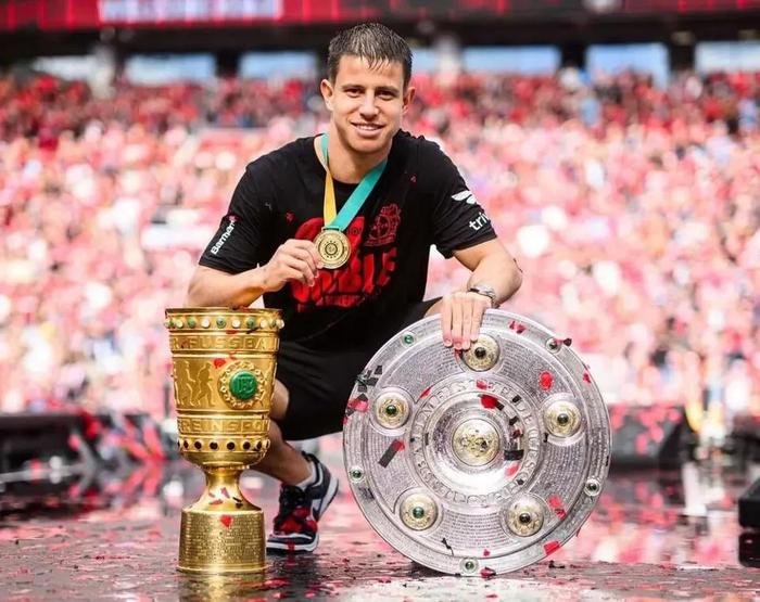 悟空体育-沃尔夫斯堡中锋在本赛季攻入30球,成为射手王