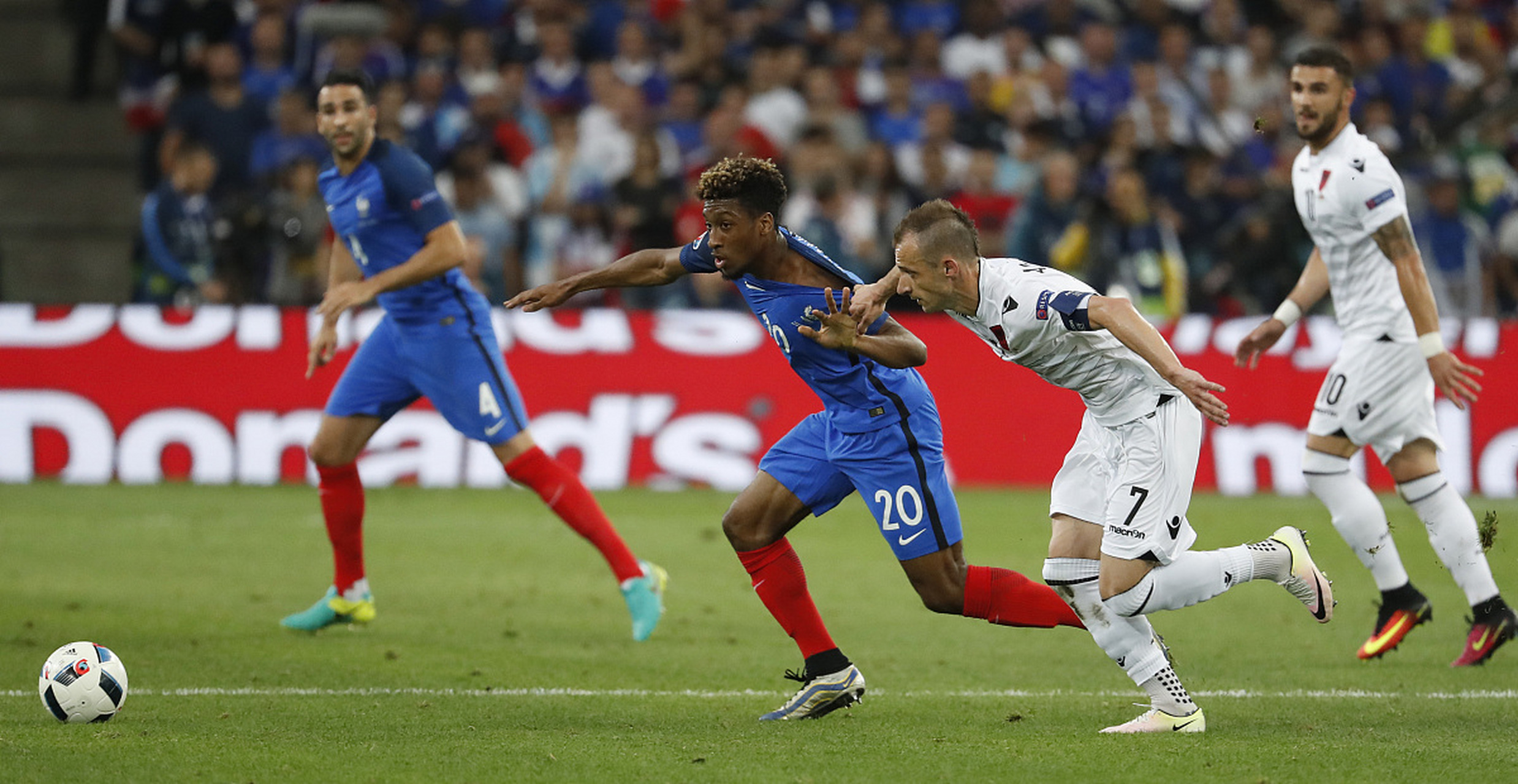 法国备战欧洲杯预选赛：法国VS塞尔维亚