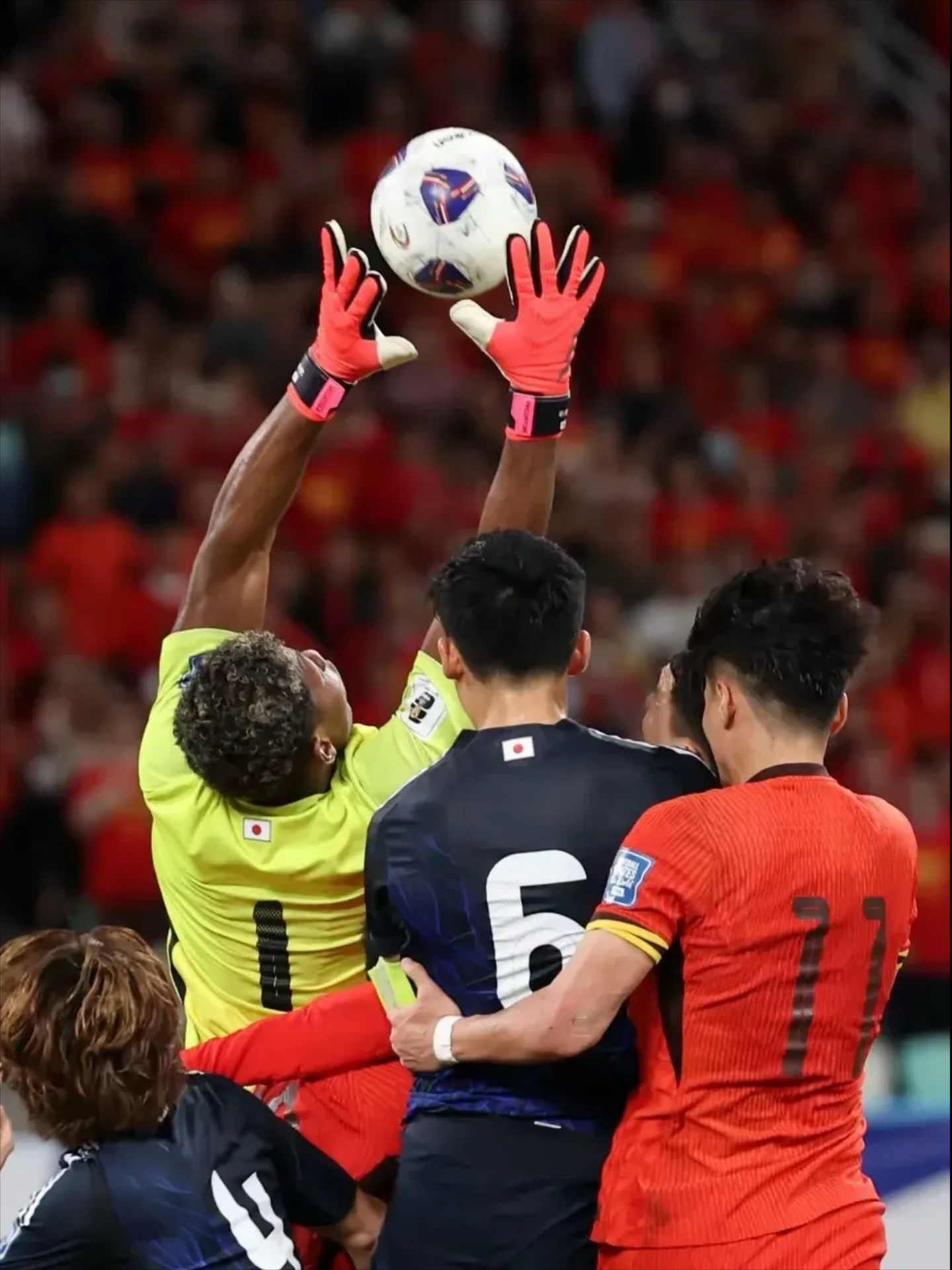 球队表现出色，取得关键胜利