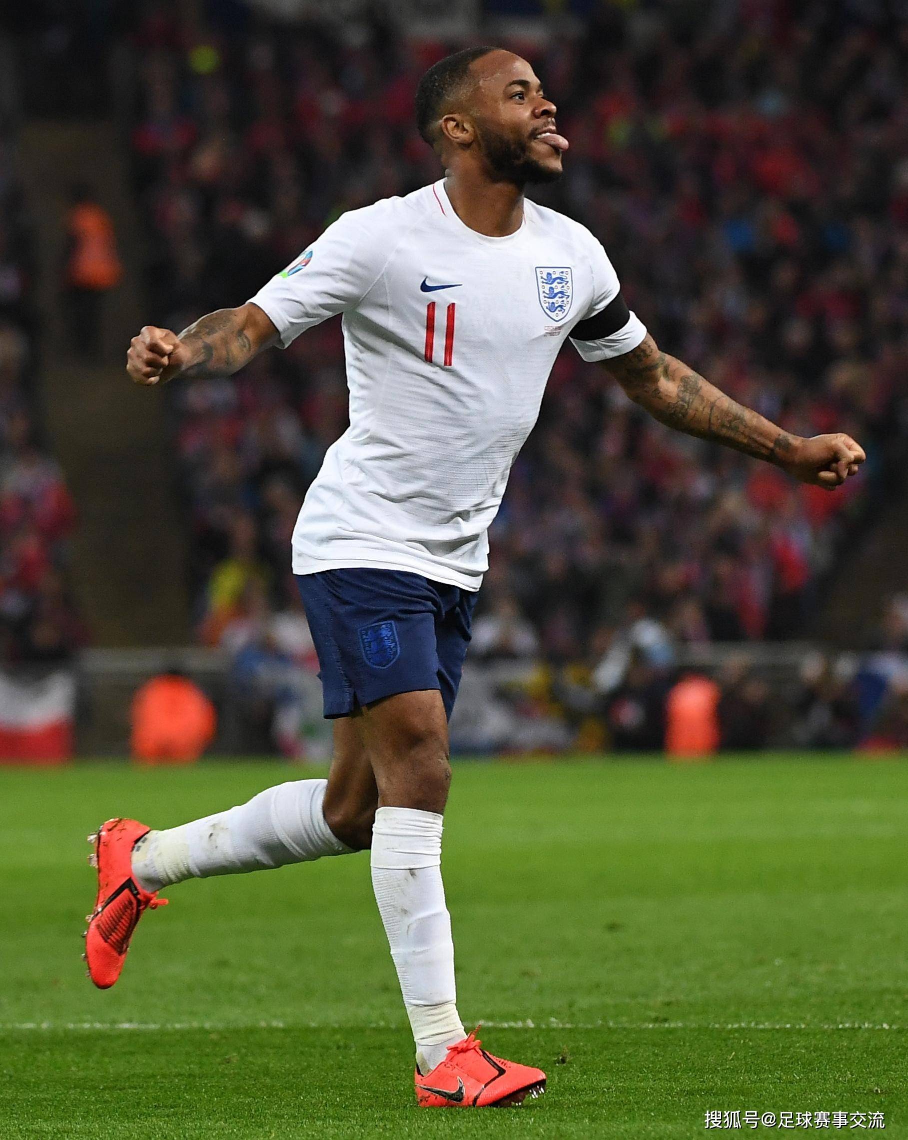 悟空体育官方网站-精彩足球比赛层出不穷,球员实力尽显