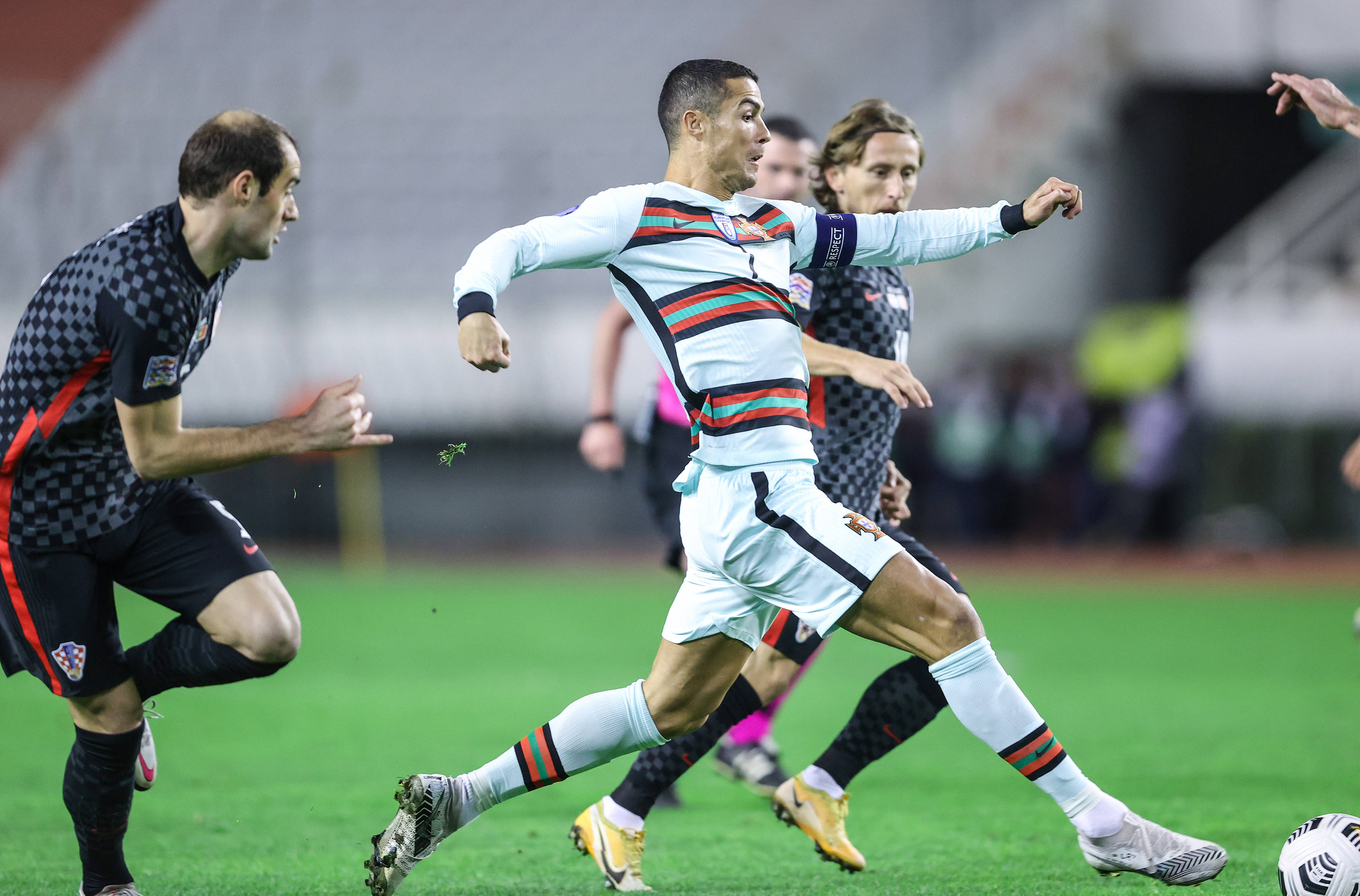 悟空体育-葡萄牙匈牙利，实力碰撞胜者成王