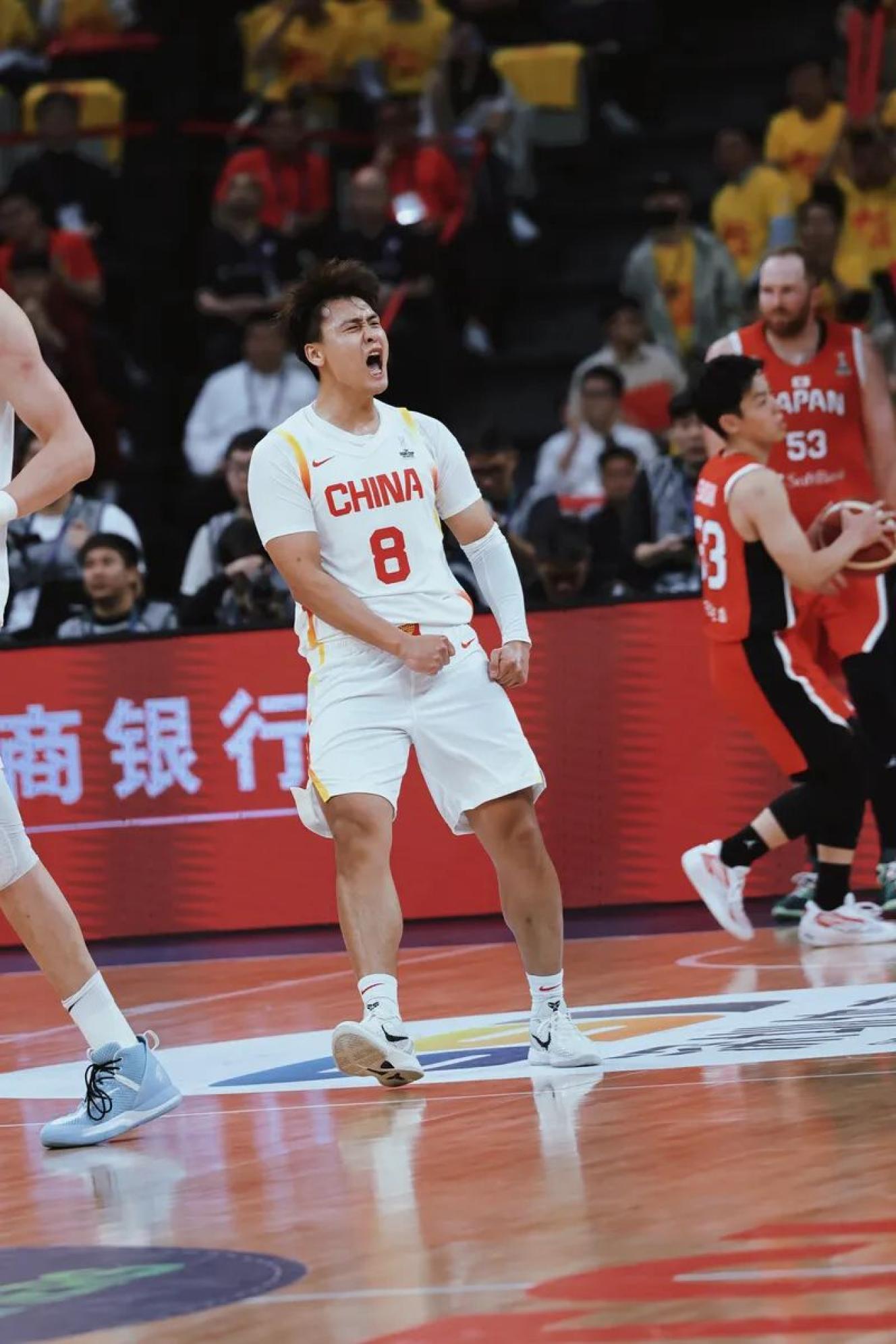 亚洲杯篮球赛开幕,中国队发挥稳定跻身前四 亚洲杯篮球赛开幕,中国队发挥稳定跻身前四