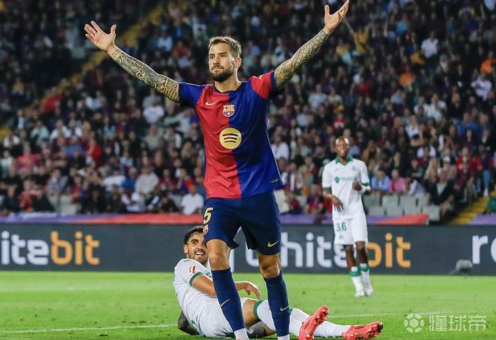 悟空体育官方网站-巴塞罗那击败对手,豪取小组第一头名