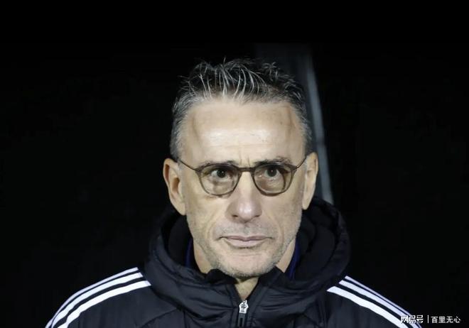 里尔主教练因表现不佳遭解雇 里尔主教练因表现不佳遭解雇