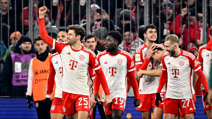 拜仁慕尼黑攻击火力全开,轻松击败对手 拜仁慕尼黑攻击火力全开,轻松击败对手