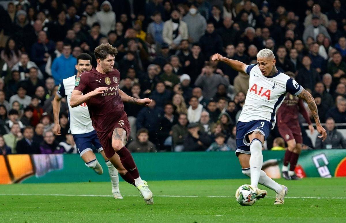 热刺客场击败维拉,继续争冠希望 热刺客场击败维拉,继续争冠希望