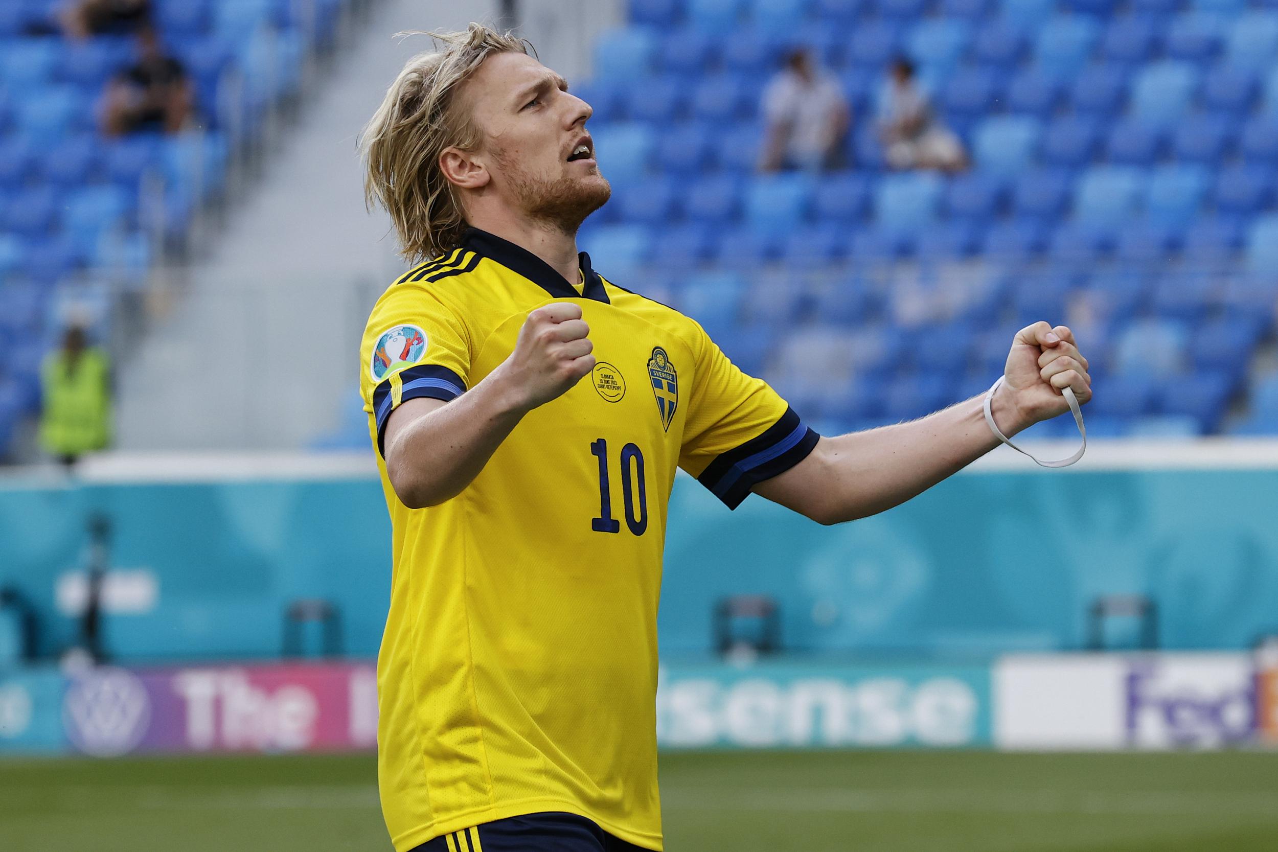 悟空体育官网-瑞典队惊险晋级,欧洲国家联赛前进一步