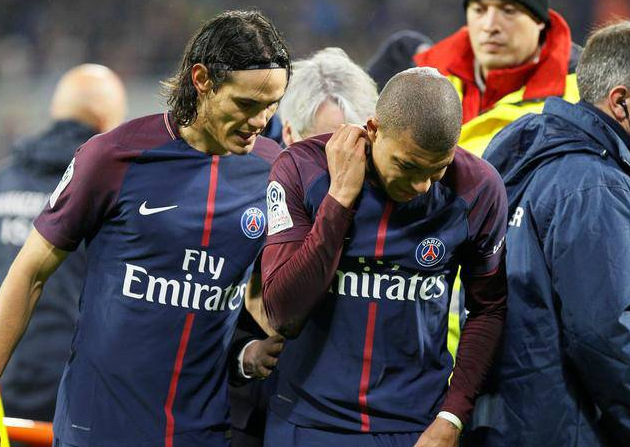 悟空体育官方网站-甘冈边锋速度过人,成为球队反击利器