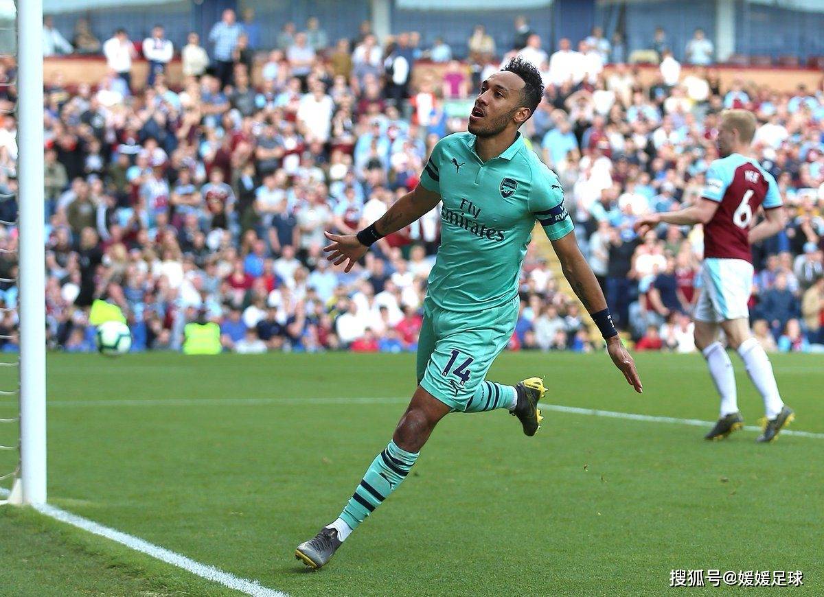 甘冈边锋速度过人,成为球队反击利器 甘冈边锋速度过人,成为球队反击利器