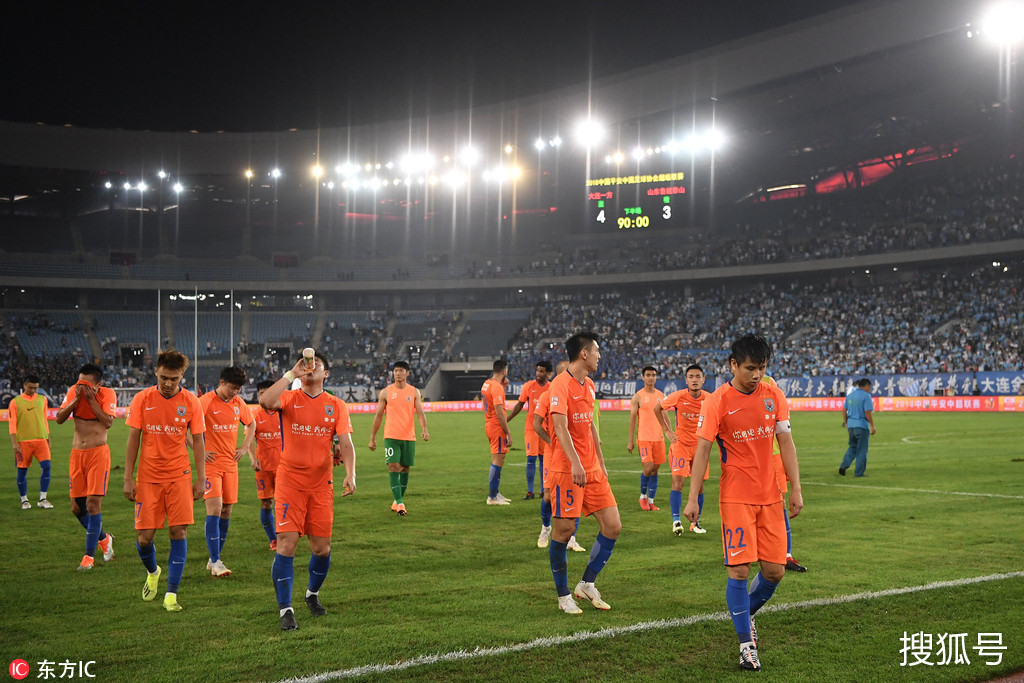 尼斯客场惨败特鲁瓦,遭遇联赛三连败 尼斯客场惨败特鲁瓦,遭遇联赛三连败