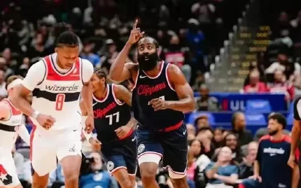 悟空体育官网-越南球队在国际篮球比赛中取得胜利