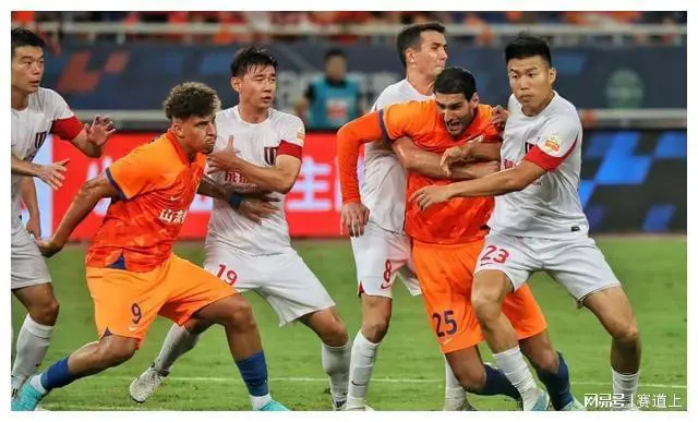 悟空体育-双方互交白卷,争议判罚引发热议