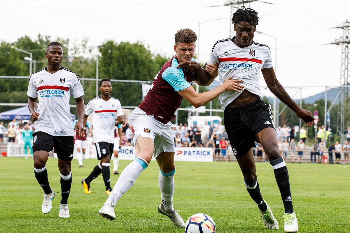 柏林联队客场告捷,继续取得胜利 柏林联队客场告捷,继续取得胜利