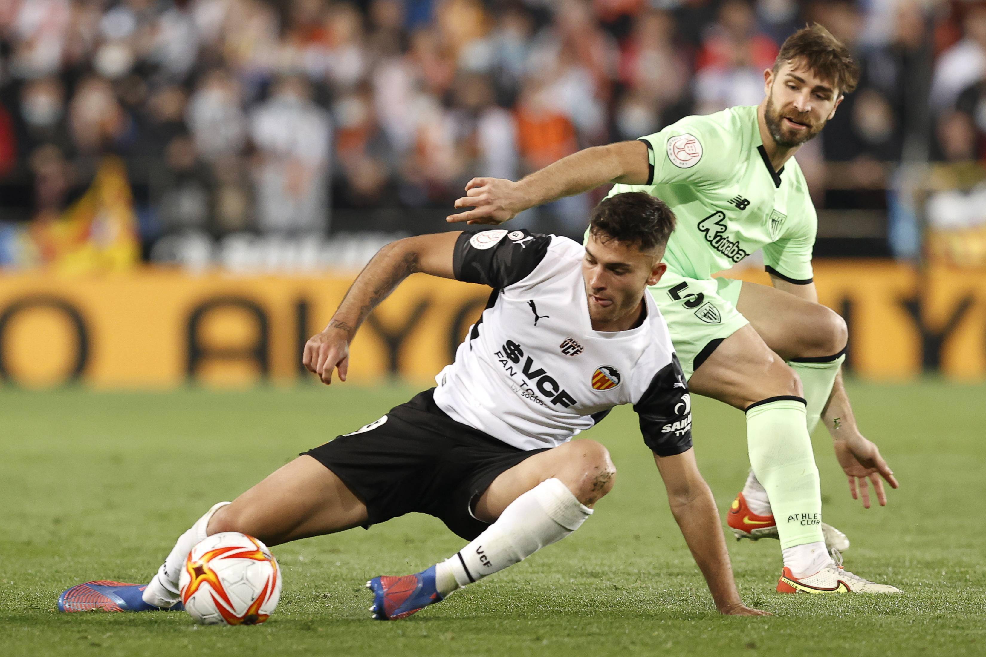 奥萨苏纳主场不敌皇家社会,积分难求 奥萨苏纳主场不敌皇家社会,积分难求