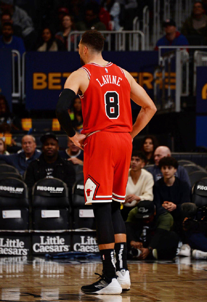 斯皮帝绝杀,公牛客场惜败给活塞 斯皮帝绝杀,公牛客场惜败给活塞