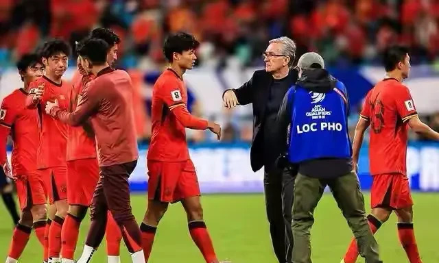 悟空体育官方网站-球队球员集训外出度假,给予心灵放松