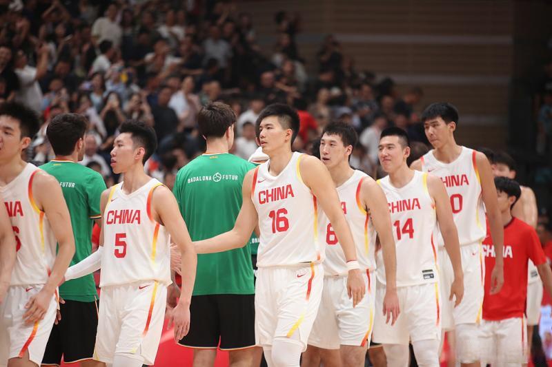 球队球员集训外出度假,给予心灵放松 球队球员集训外出度假,给予心灵放松