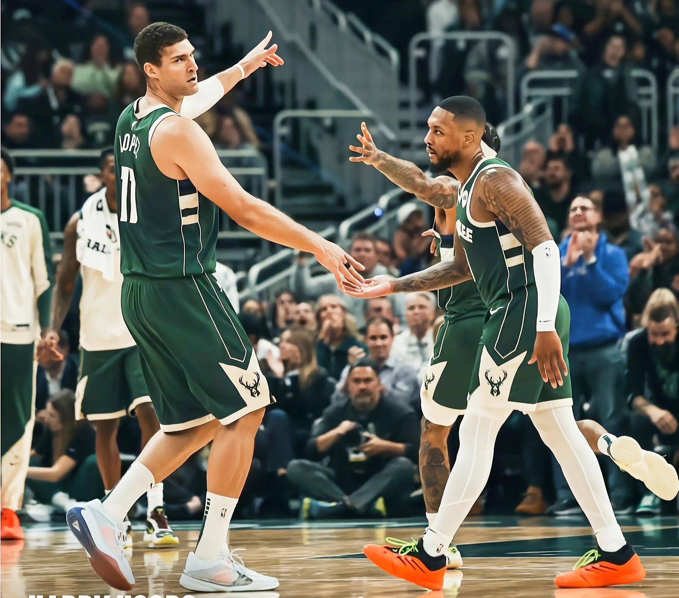 悟空体育-雄鹿战国王,字母哥米德尔顿犹子共砍45+得分带走比赛