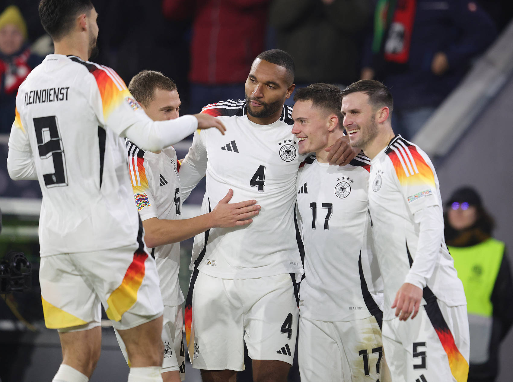 悟空体育官网-俄罗斯队在欧预赛中以2-0击败立陶宛队