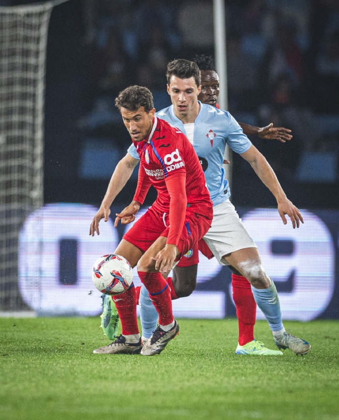 瓦伦西亚客场大胜,迎来连胜 瓦伦西亚客场大胜,迎来连胜