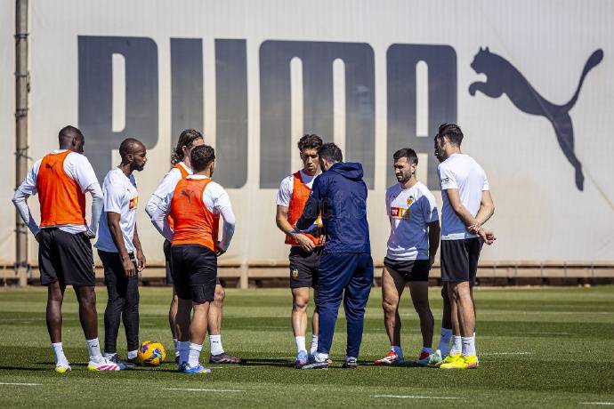 悟空体育-瓦伦西亚主场大胜,提升球队士气