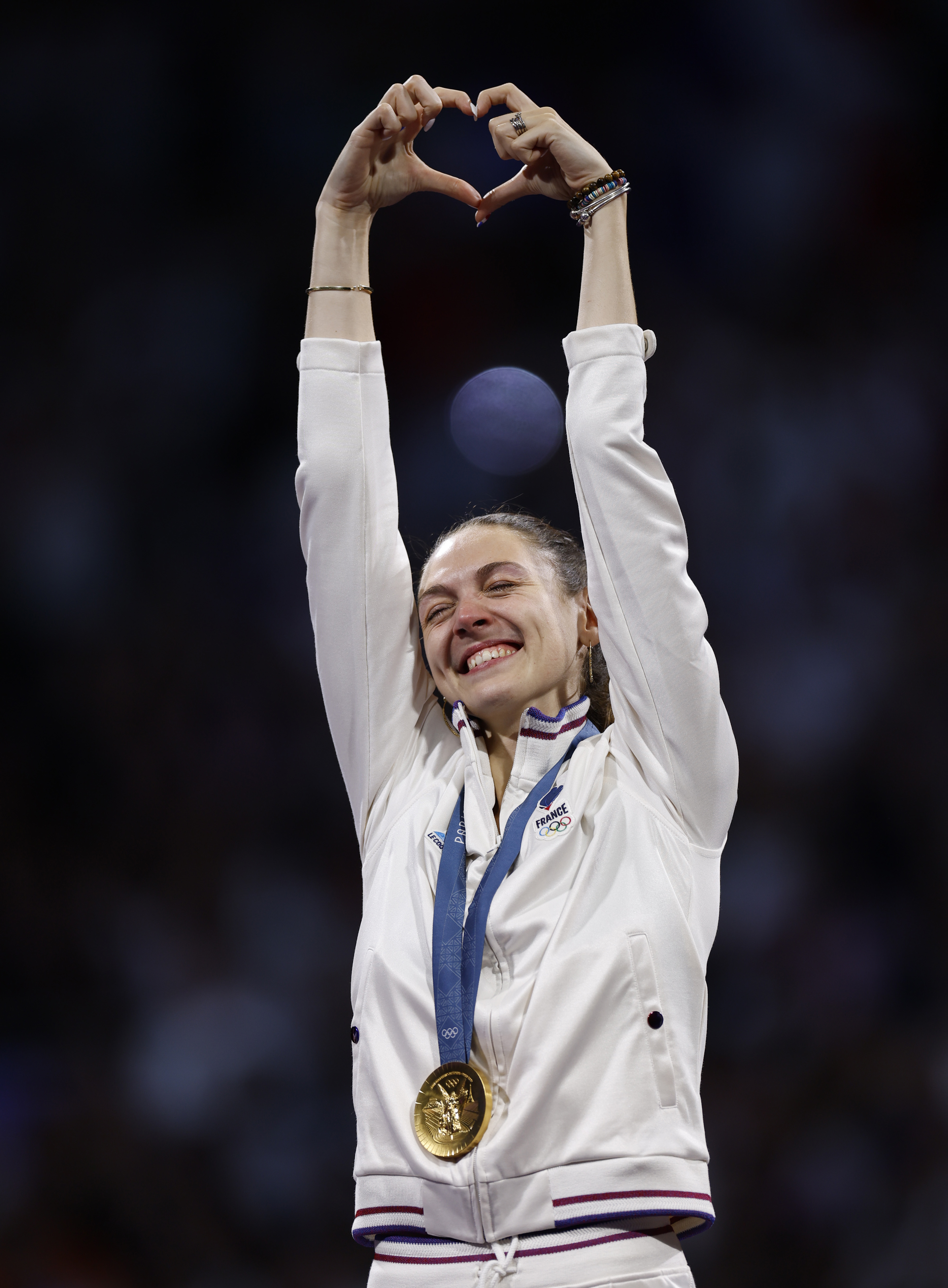 悟空体育官网-巴拿马击剑选手勇敢拼搏,锋芒毕露