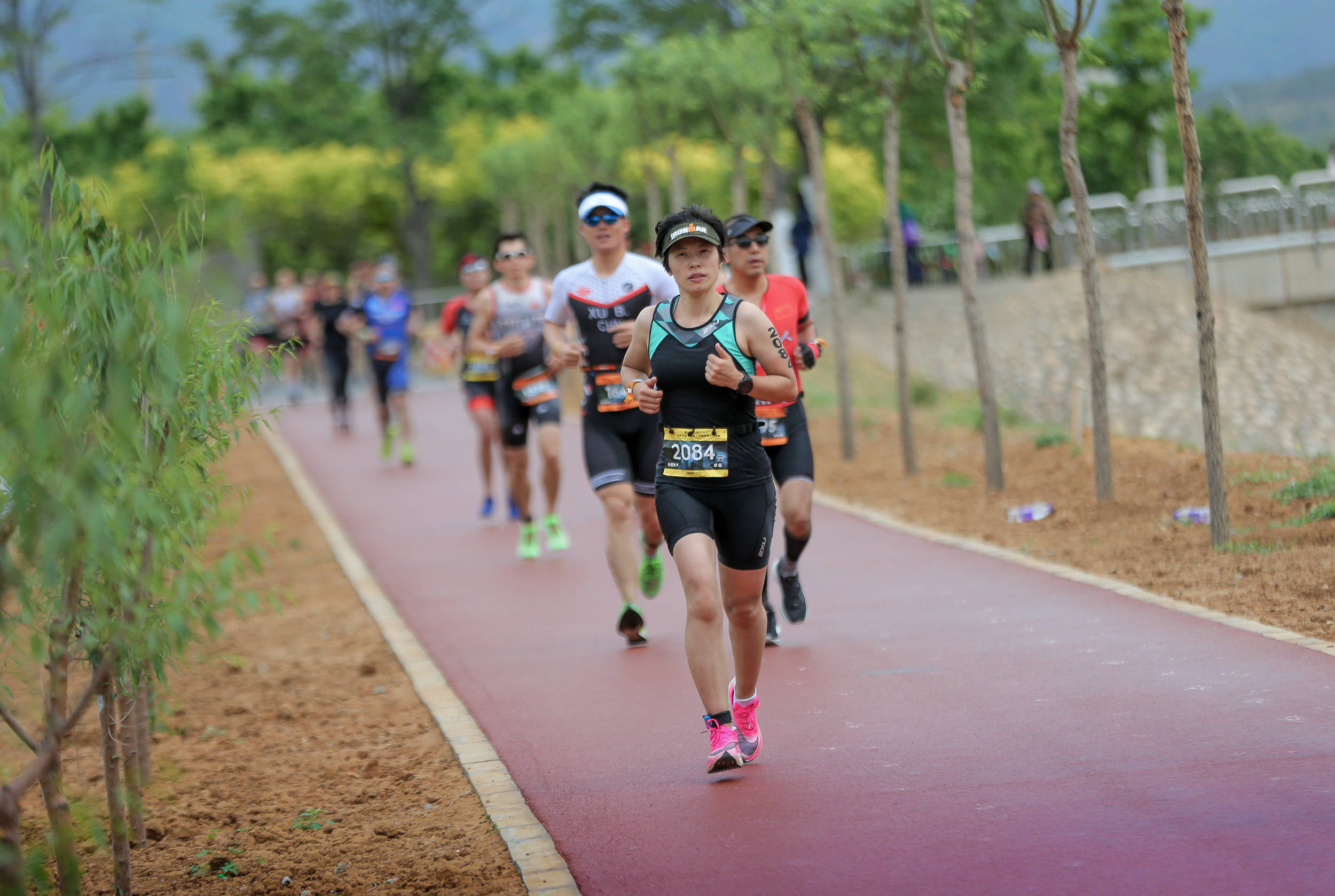 悟空体育-印度铁人三项选手力挫对手夺金