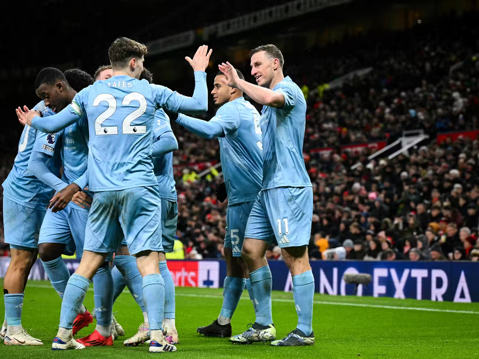 精彩瞬间:球场上的风云变幻 精彩瞬间:球场上的风云变幻