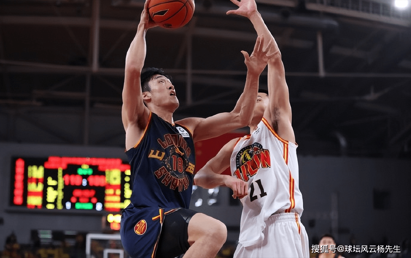 甘肃男篮在比赛中打出精彩表现，赢得比赛