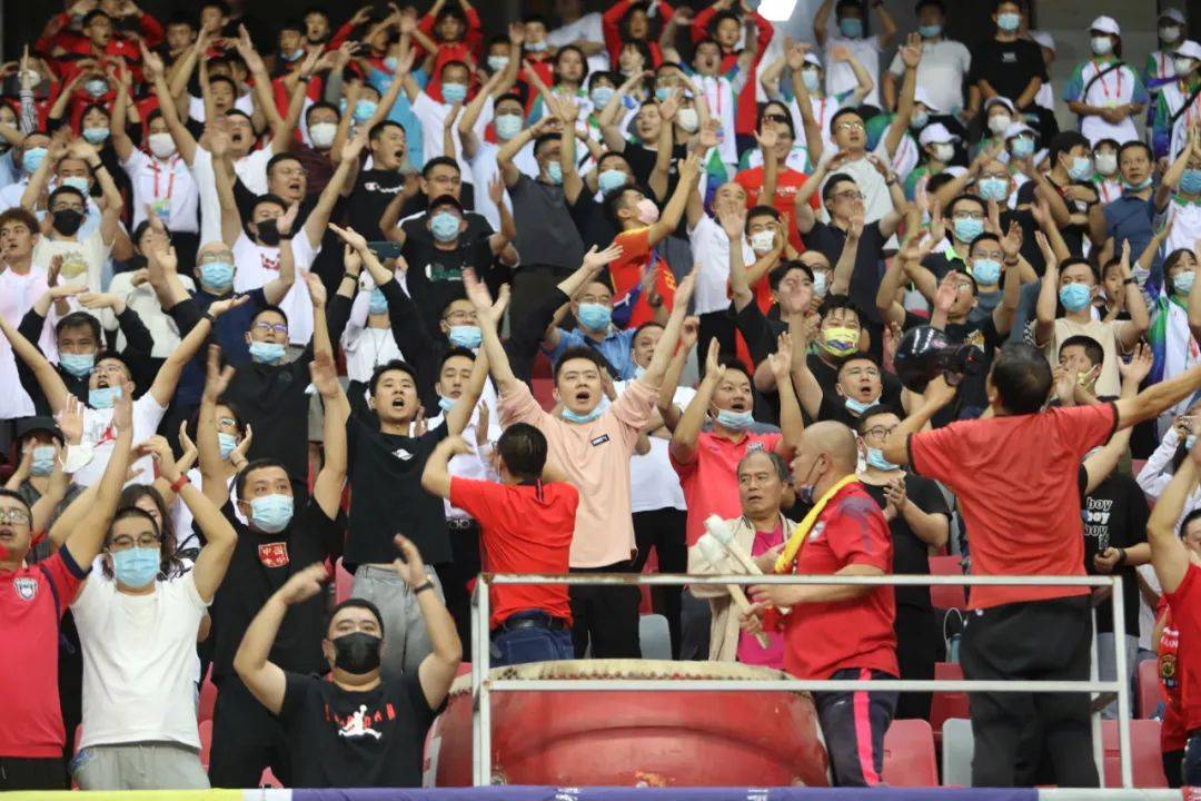 悟空体育官网-西安和平门球迷热情高涨,势必走向胜利