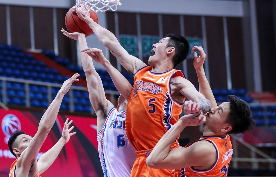 悟空体育-江西男篮实力逆袭,主场比赛打出胜局