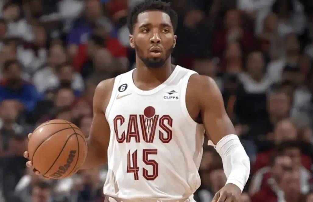 爵士胜子弹,米切尔狂砍34分 爵士胜子弹,米切尔狂砍34分